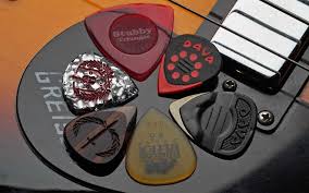 Mastering Your Sound: The Art of Choosing the Perfect Bass Guitar Picks